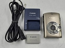 Canon IXUS 900 Ti 10.0 MP Digital Camera Silver - Working