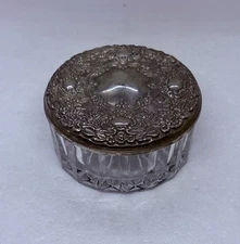 Vintage Silver Plated Vanity Glass Jar Ornate Art Dessign 4” Tabletop Decor 21