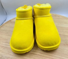 Big  Little Kid's UGG Classic Ultra Mini Canary size 4