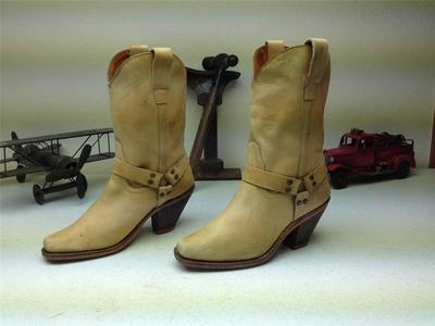 VINTAGE BRASIL BLOND LEATHER DISTRESSED WESTERN STYLE HARNESS