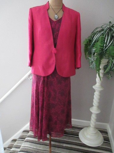 GORGEOUS JACQUES VERT FUCHSIA AND PURPLE DRESS AND JACKET SIZE 16/18