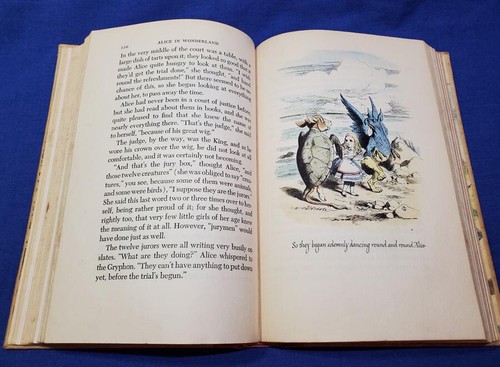 Alice In Wonderland & Through The Looking Glass Lewis Carroll 1946 HC Good Cond. - Picture 4 of 4