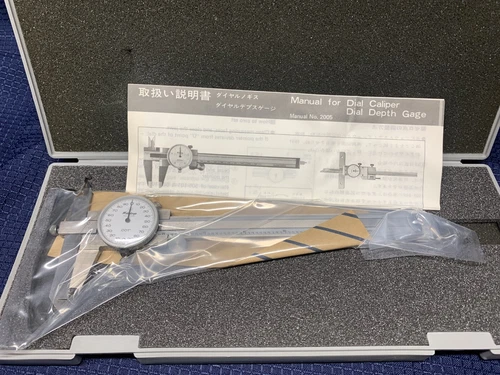 Machinist Tool: Mitutoyo 6" Dial Calipers 536-701 (NOS)