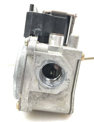 Gemini Gas Valve model 36G22 Type 210 24V 50/60Hz EF32CB201 used