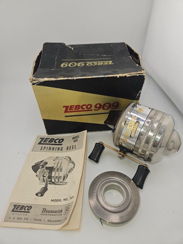 Vintage Zebco 909 Heavy Duty Spincast Reel CIB Excellent Condition w/ Box
