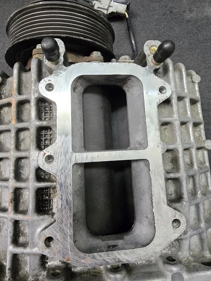 Supercargador Toyota Previa 2,4 L OEM Foto 2 de 4