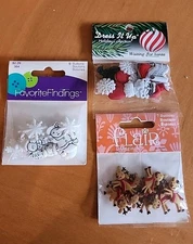 Lot Of Holiday Shank Back Buttons 25 pcs