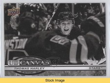 2025-26 Upper Deck Series 1 UD Canvas Black & White Thomas Harley #C-2 READ 9jn