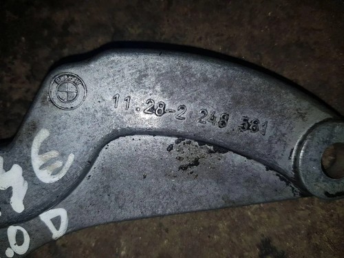 BMW 5 Touring E39 Generatorhalterung 82248561 3.00 Diesel 142kw 2003 33751656