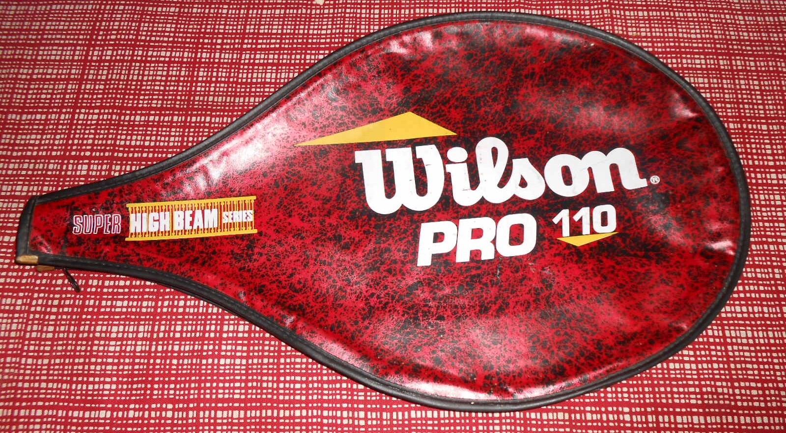WILSON PRO 110 GRIP 4 1/2 SUPER HIGH BEAM SERIES TENNIS RACQUET COVER