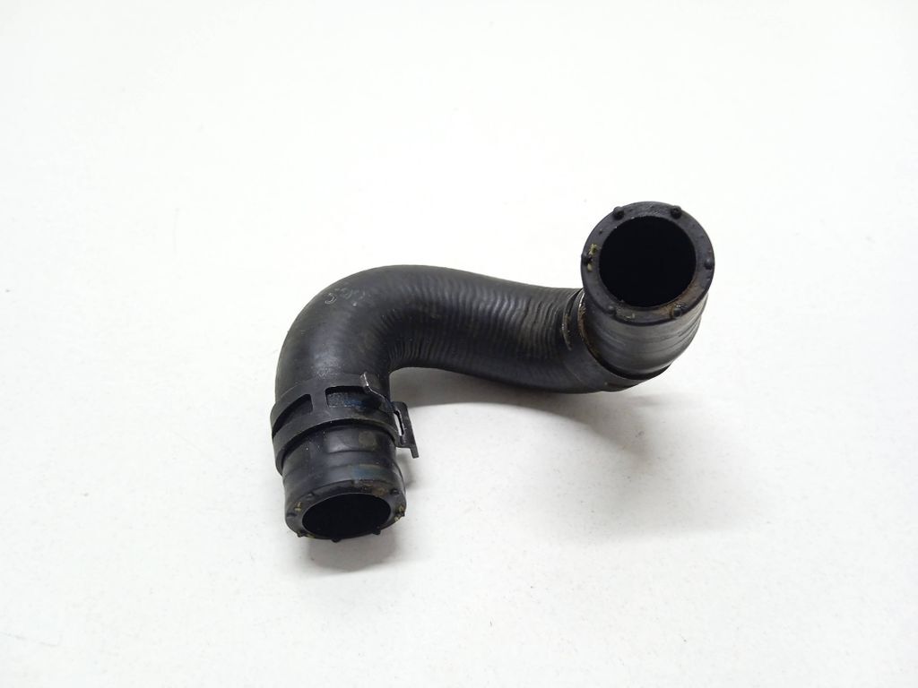Mercedes-Benz E W212 2012 Engine Water Coolant Pipe Hose 