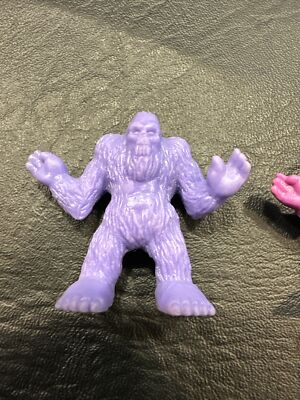 プチMonster Amazon.com: Massive Monster Mayhem Heroes & Monsters 8