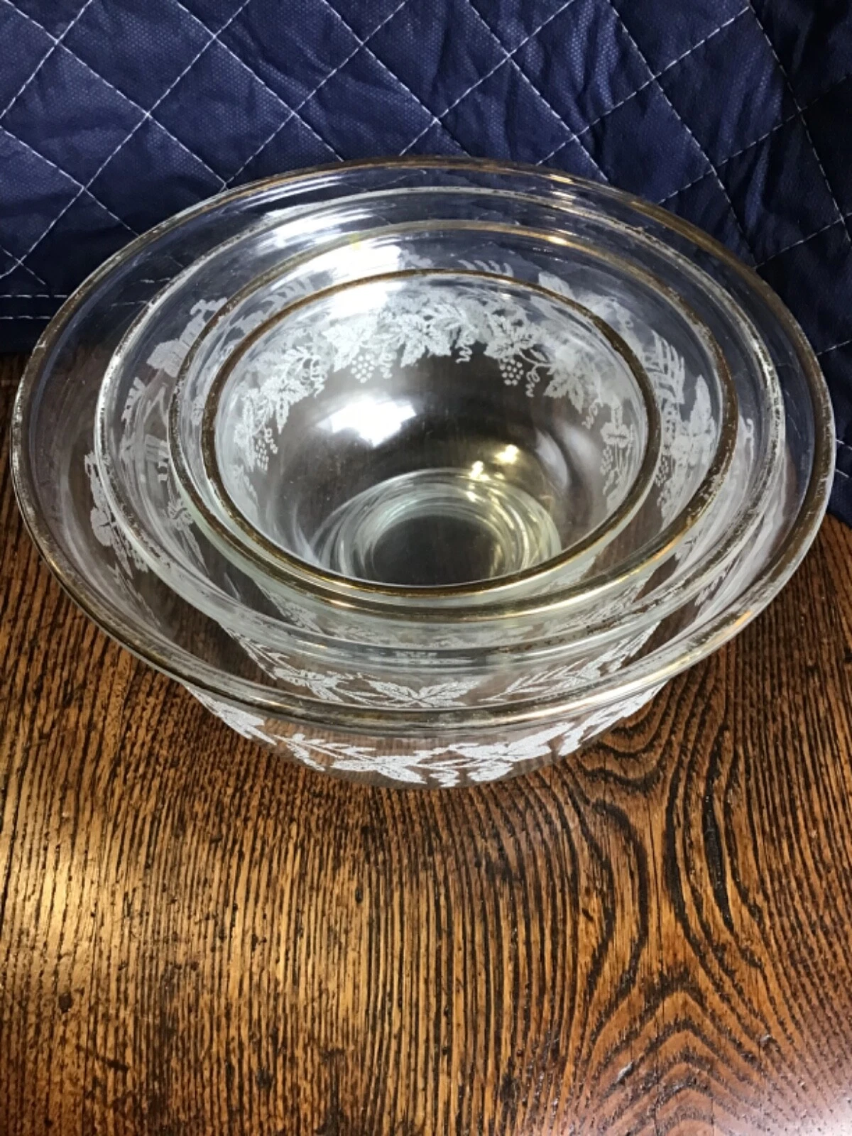 Vintage BARTLETT COLLINS Nesting Mixing Bowls Gold White Grape Leaf (Set of 4)