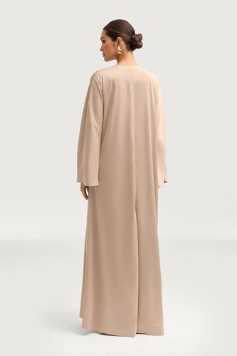 $119 VEILED Kamila Open Abaya **MAXI ABITO ETICHETTATO** | Stone | XL, lunghezza 56" - Foto 4 di 13