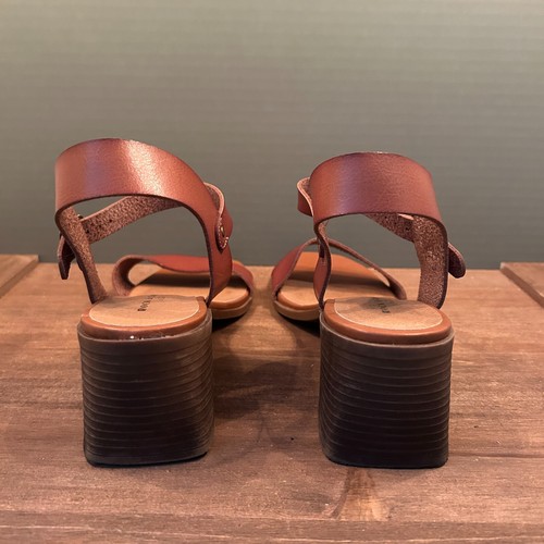 Rock and Candy Womens Brown Open Toe Sandal 2.5" Block Heels Size 7.5 - Picture 4 of 8