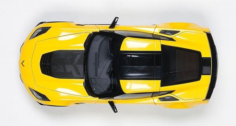 Autoart 2016 CHEVROLET CORVETTE RACING EDITION YELLOW C7-R Z06 1