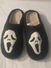 SCREAM Ghost Face Women  s Memory Foam Halloween Slippers Sizes 7-10 NEW IN PKG