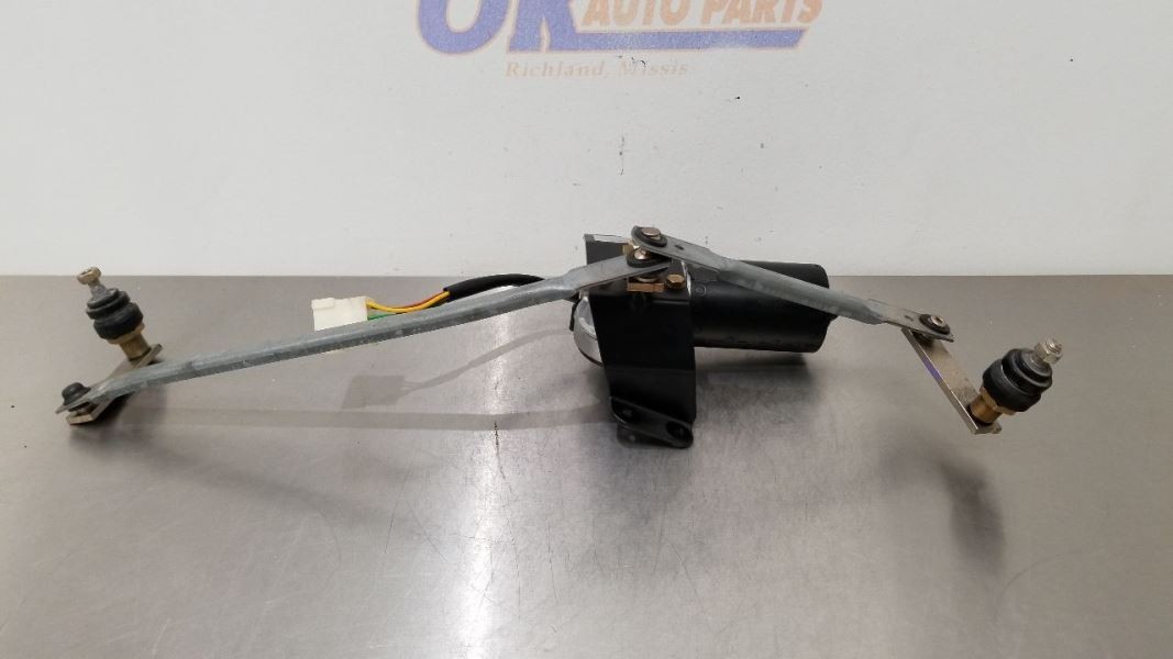 Ferrari Testarossa 1990 Windshield wiper motor