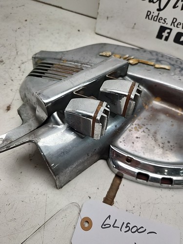 Honda GL1500 Goldwing rotor cover left - Picture 5 of 9