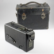 Cine Kodak Model B 16mm Movie Camera w/Kodak Anastigmat f/3.5 Lens  Case