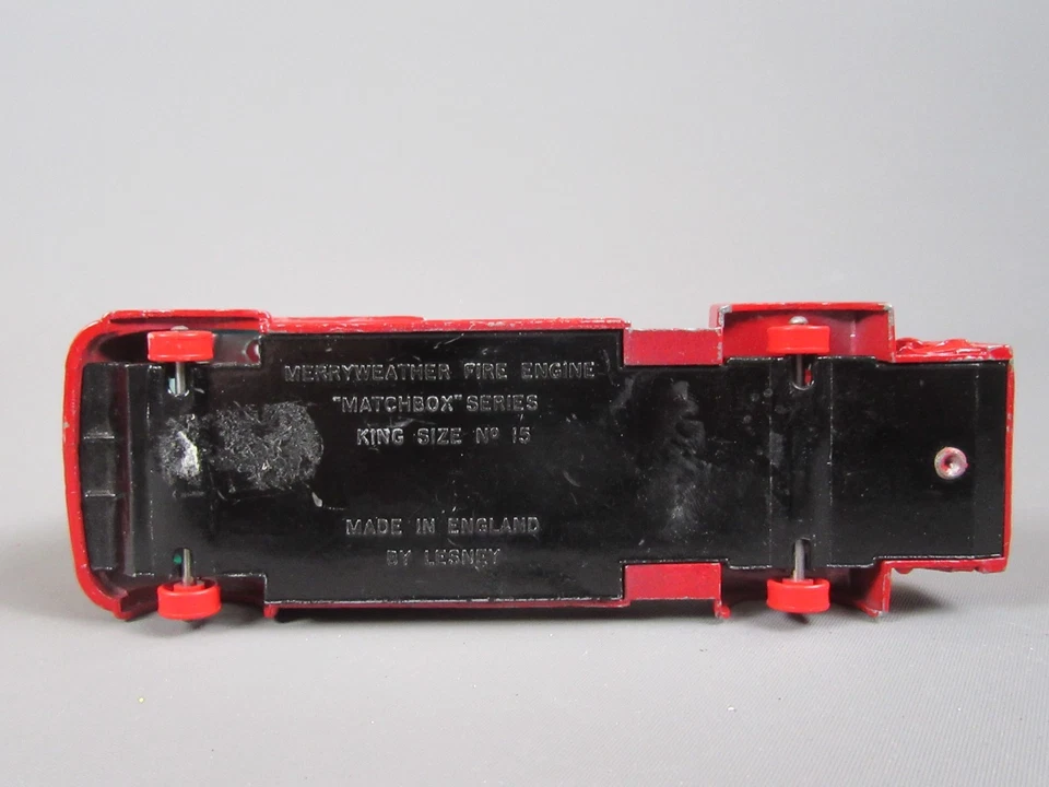 D744 Vintage 1963 Matchbox 15 UK Merryweather Fire Engine Red King Size Lesney - Image 4 of 4