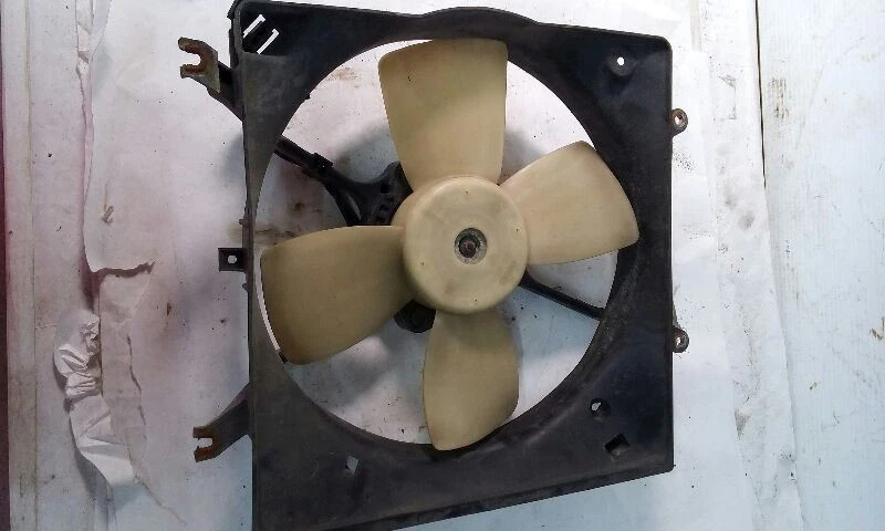 Conjunto de motor ventilador radiador Mitsubishi Galant 94-98 Foto 2 de 4