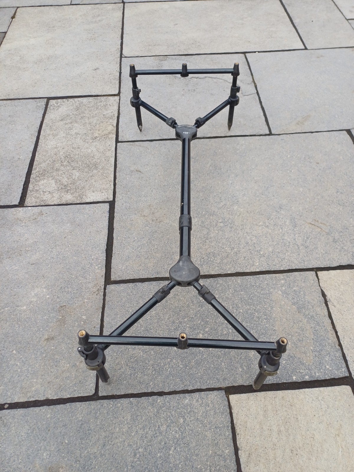 Fox Quattro 3 Rod,Rod Pod- Carp Fishing