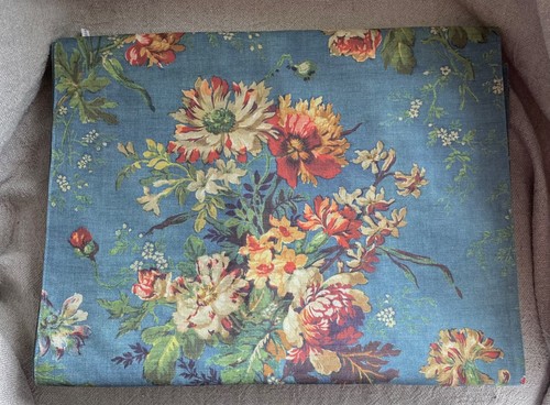 Beautiful Pottery Barn Meadow Floral Cottage Table Runner 18" x 104" EUC