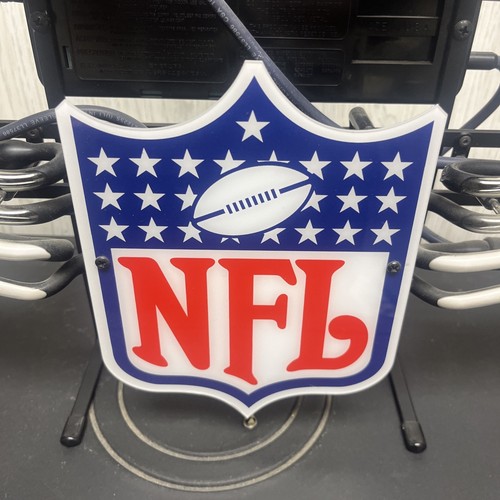 Coors Light NFL Neon Sign Works 28” X 17” - Picture 3 of 16