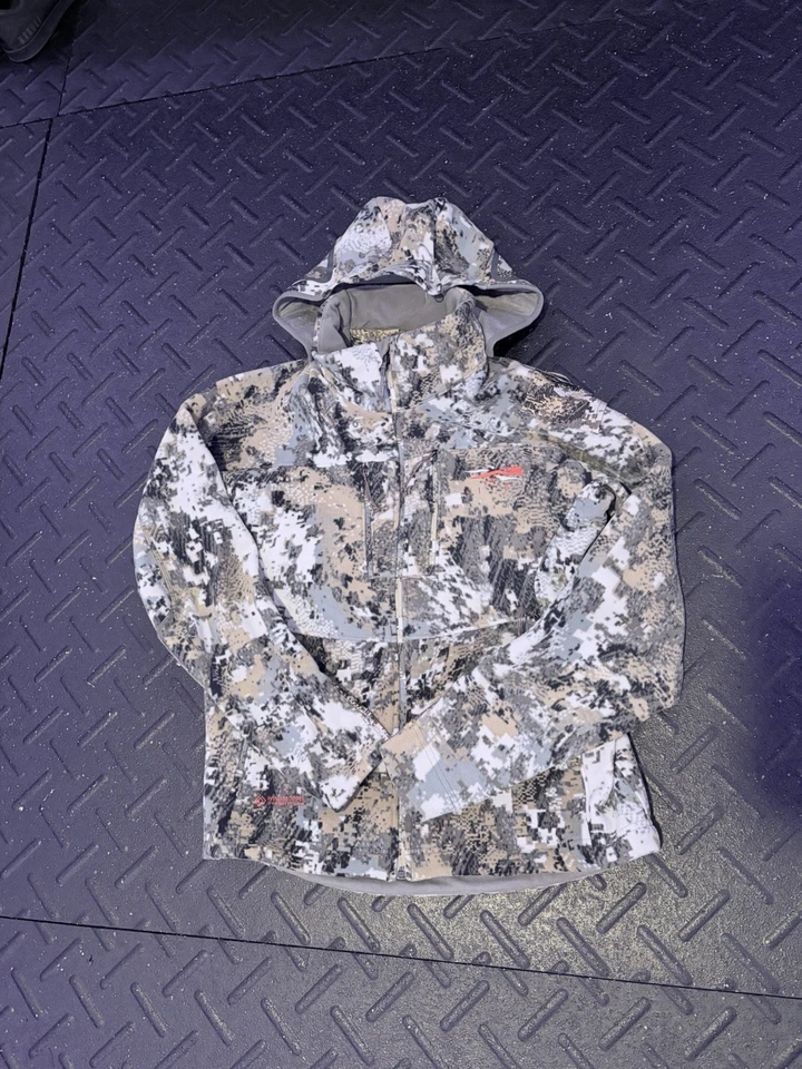 Sitka Gear Stratus Bibs & jacket Optifade Elevated II. EV2. Size Medium. New - Image 2 of 4