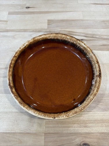 Vintage Hull Pottery Brown Drip Serving Dish Pie or Casserole 9.25" x 1.75"
