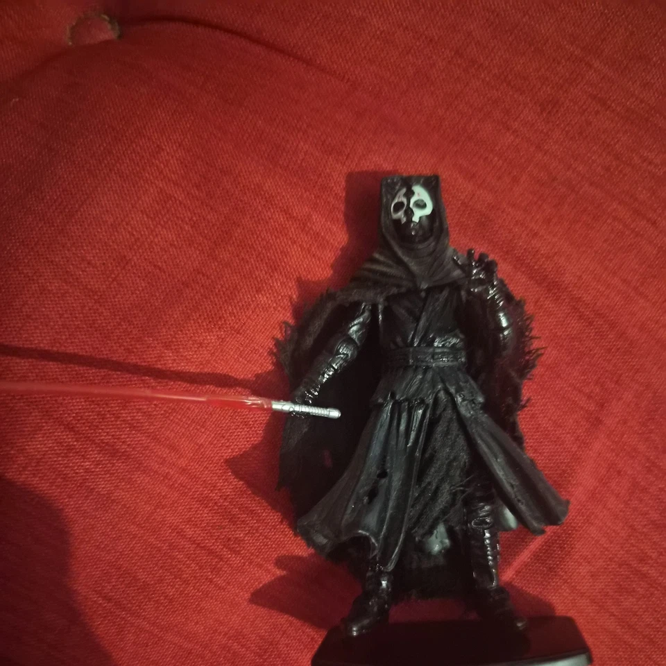 STAR WARS DARTH NIHILUS SITH LEGACY FIGURE 3.75” LEGACY COLLECTION 2009 - Image 2 of 3