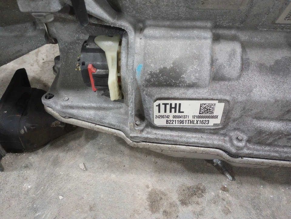 Transmisión automática de 8 velocidades 24290742 para 21-22 Canyon 3,6 L 2945298 Foto 3 de 4