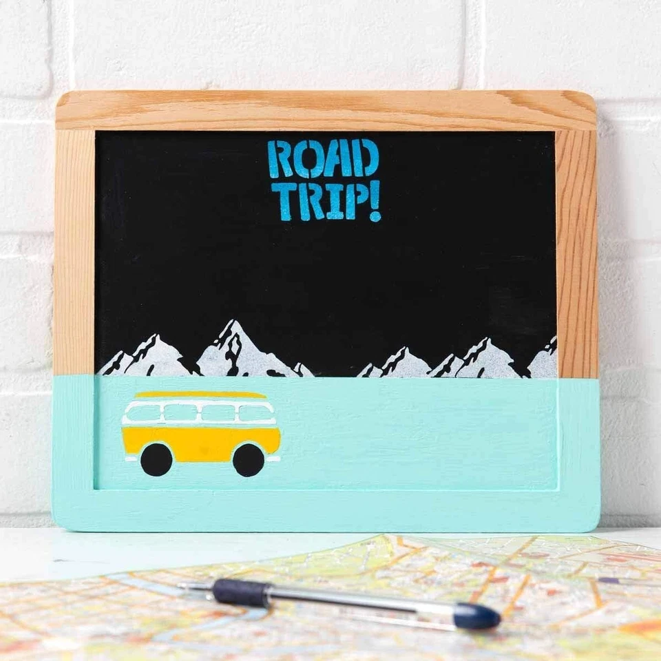 Double Sided Framed Chalkboard, 8.5"X10.5", 1 Pack - Image 4 of 4