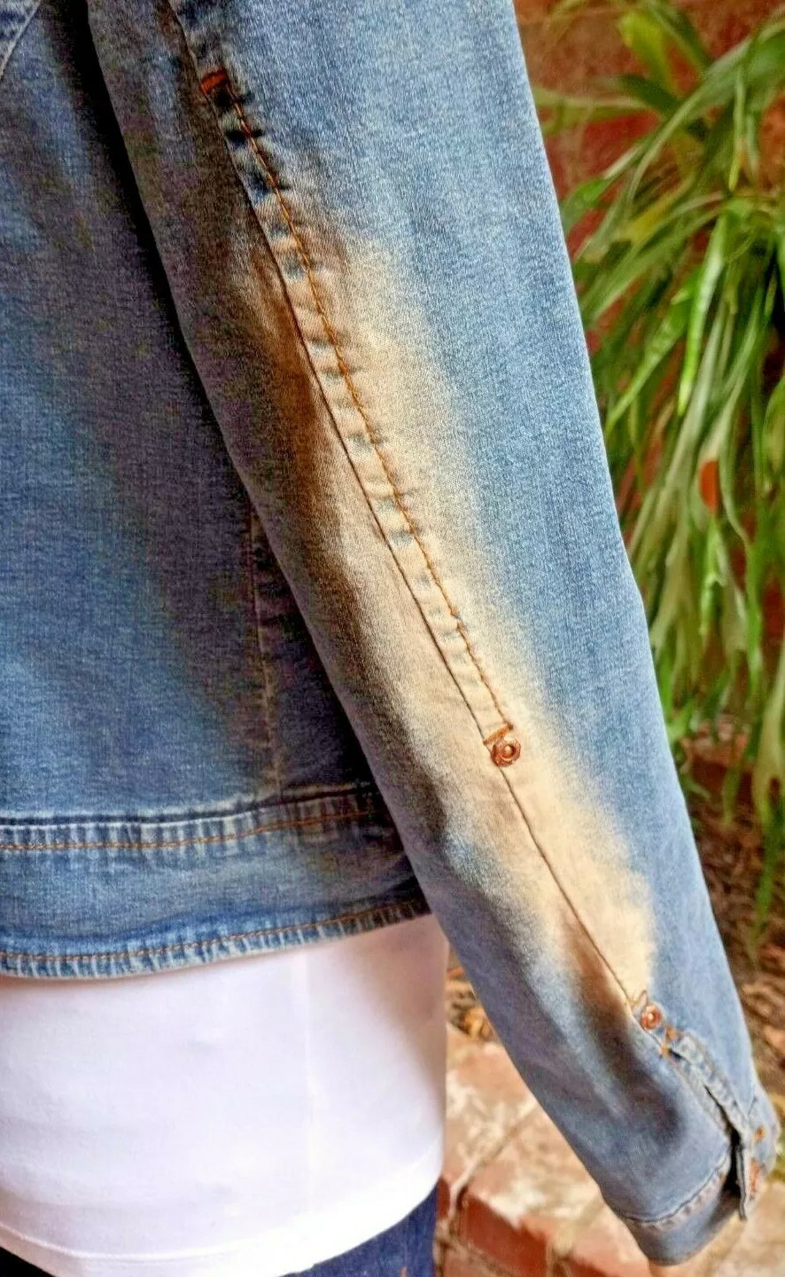 Vintage BCBG MAXAZRIA Distressed Denim Moto Biker… - image 5