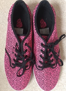 pink cheetah vans