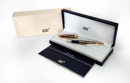 Montblanc Meisterstuck Solitaire 35979 Gold & Black Fountain Pen with Pouch - Picture 3 of 7