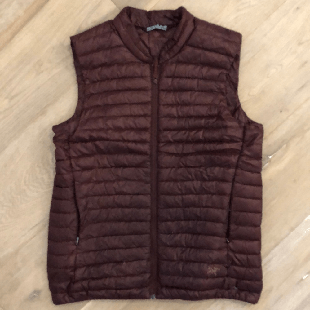 Arc'teryx Gilet imbottito marrone con tasche con zip (S)