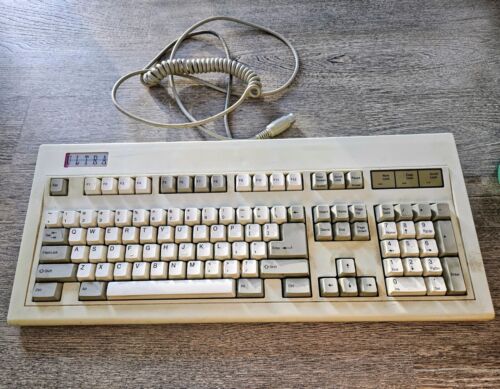 Tastiera meccanica vintage modello Ultra KB-5181