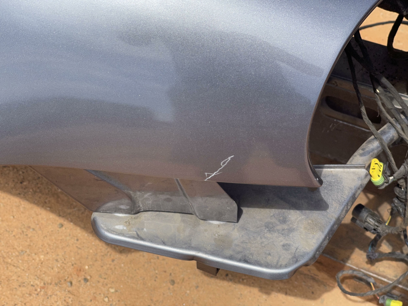 05-07 MASERATI 4200 GT COUPE RIGHT PASSENGER SIDE FENDER OEM