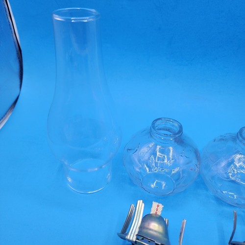 Glass Oil Lamp with Glass Chimney & Brass Mechanism Set of 2 New - Picture 13 of 17