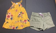 Girl's Old Navy Outfit Size 8 - Dark Yellow Floral Top w/Olive Shorts EUC