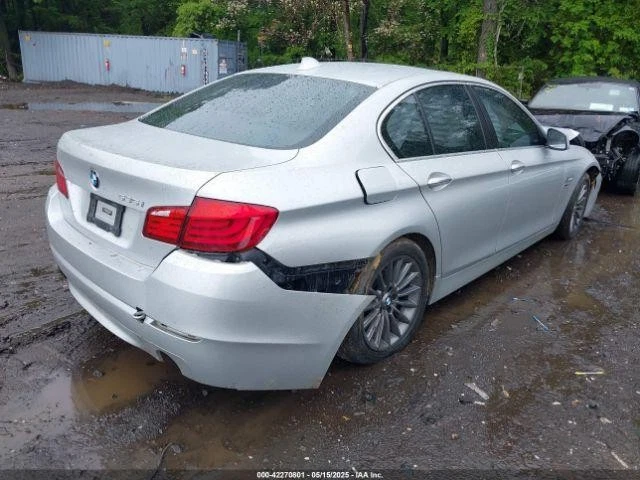 Guantera usada se adapta a: BMW 535I Grado A 2011 Foto 3 de 4