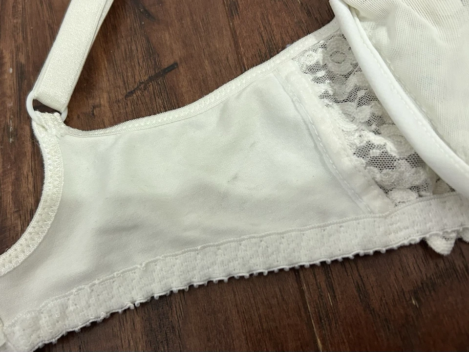 Sutiã Vintage Olga 32D Simplesmente Perfeito Semitransparente Floral Renda Aro Cottagecore - Imagem 4 de 4