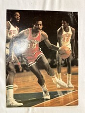 Signed Bob Love 8X10 Sport Magazine Page  Autograph Chicago Bulls
