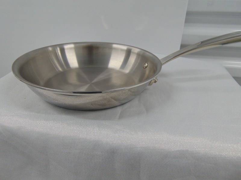 All-Clad G5 Graphite Core  5-ply Stainless-Steel Fry Pan, 8.5"  NO BOX