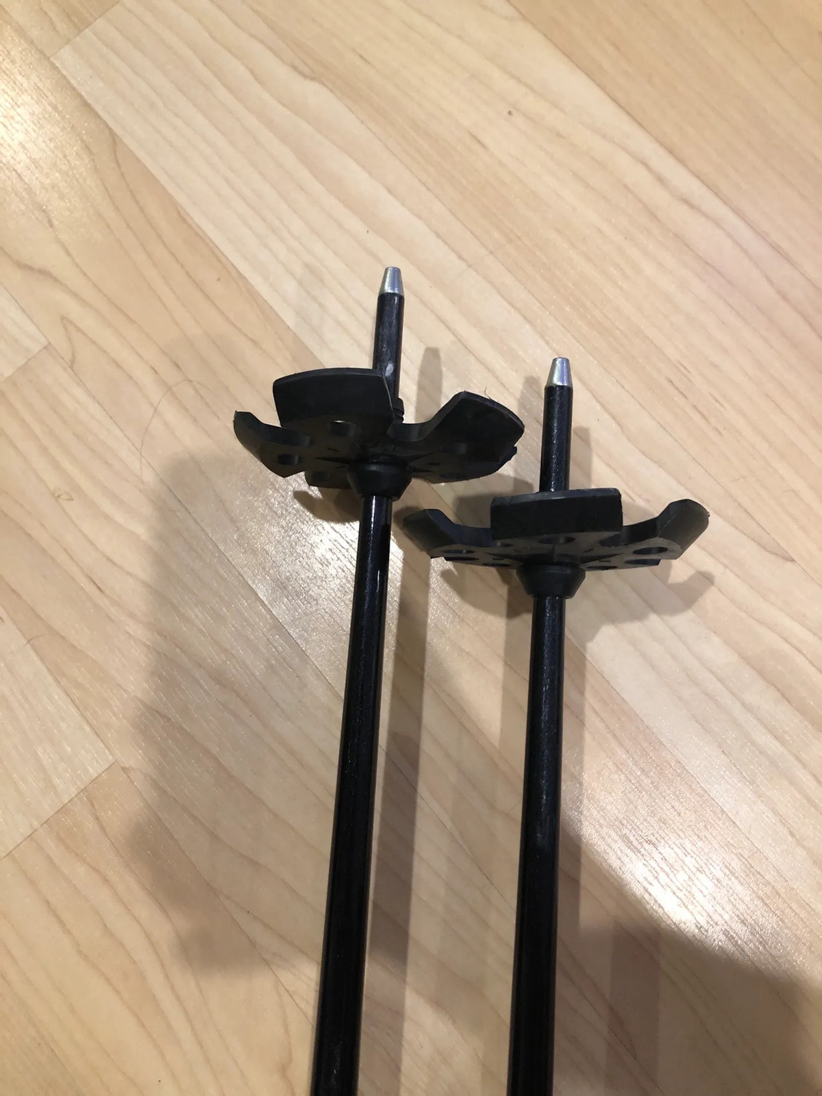 56in (140cm) Leki Tahoma All Mountain Ski Poles (Used)