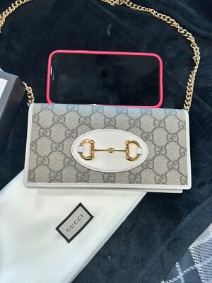 New condition stunning GUCCI Horsebit 1955 wallet with chain