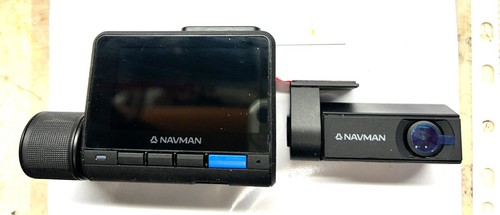 NAVMAN Mivue Pro 4K DC Front + Rear GPS Camera, 64GB SD Card, Power Cable, NEW - Picture 2 of 9