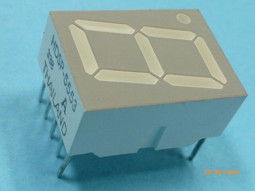 7-Segment Anzeige 4 Stck. HDSP 5553 rot gem. Anode (-)  DP 14,2 mm Selektion A - Bild 2 von 3